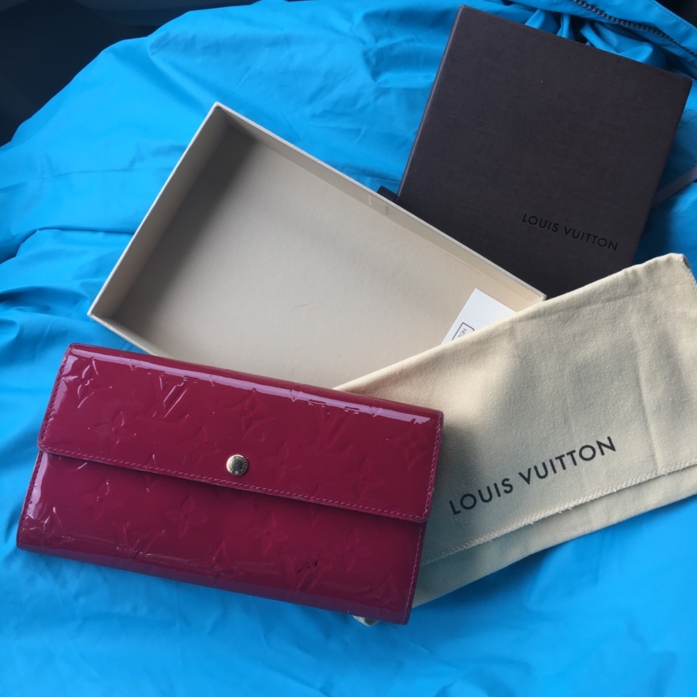Authentic Louis Vuitton Wallet